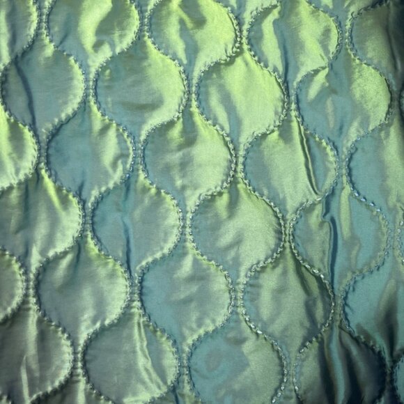 Under Armour Camo Insulated Vest Womens Medium Brown Hunting Outdoor - Picture 7 of 11